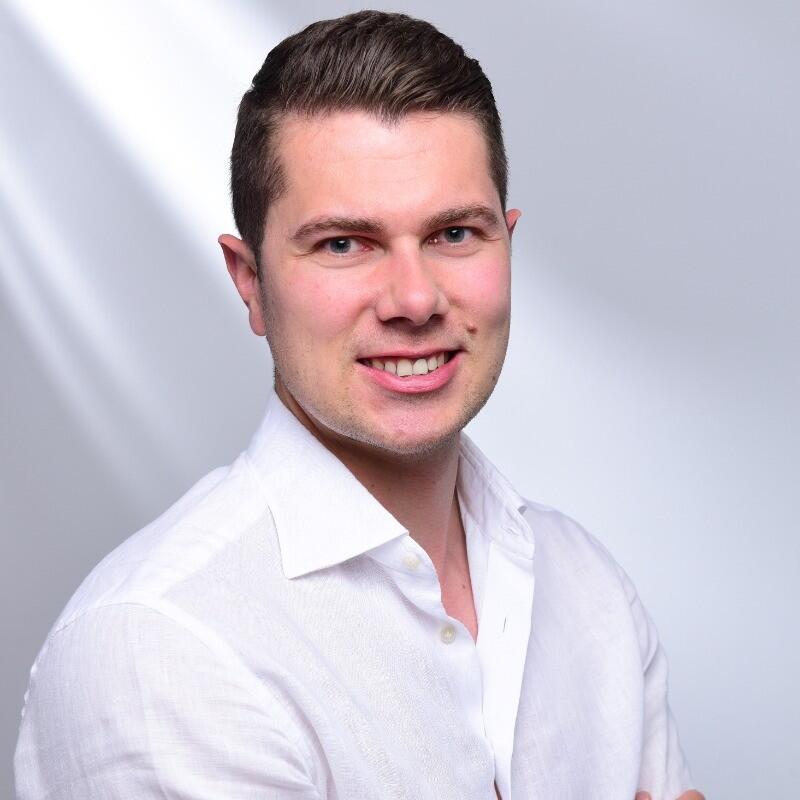 NIKLAS SONNENSCHEIN 
